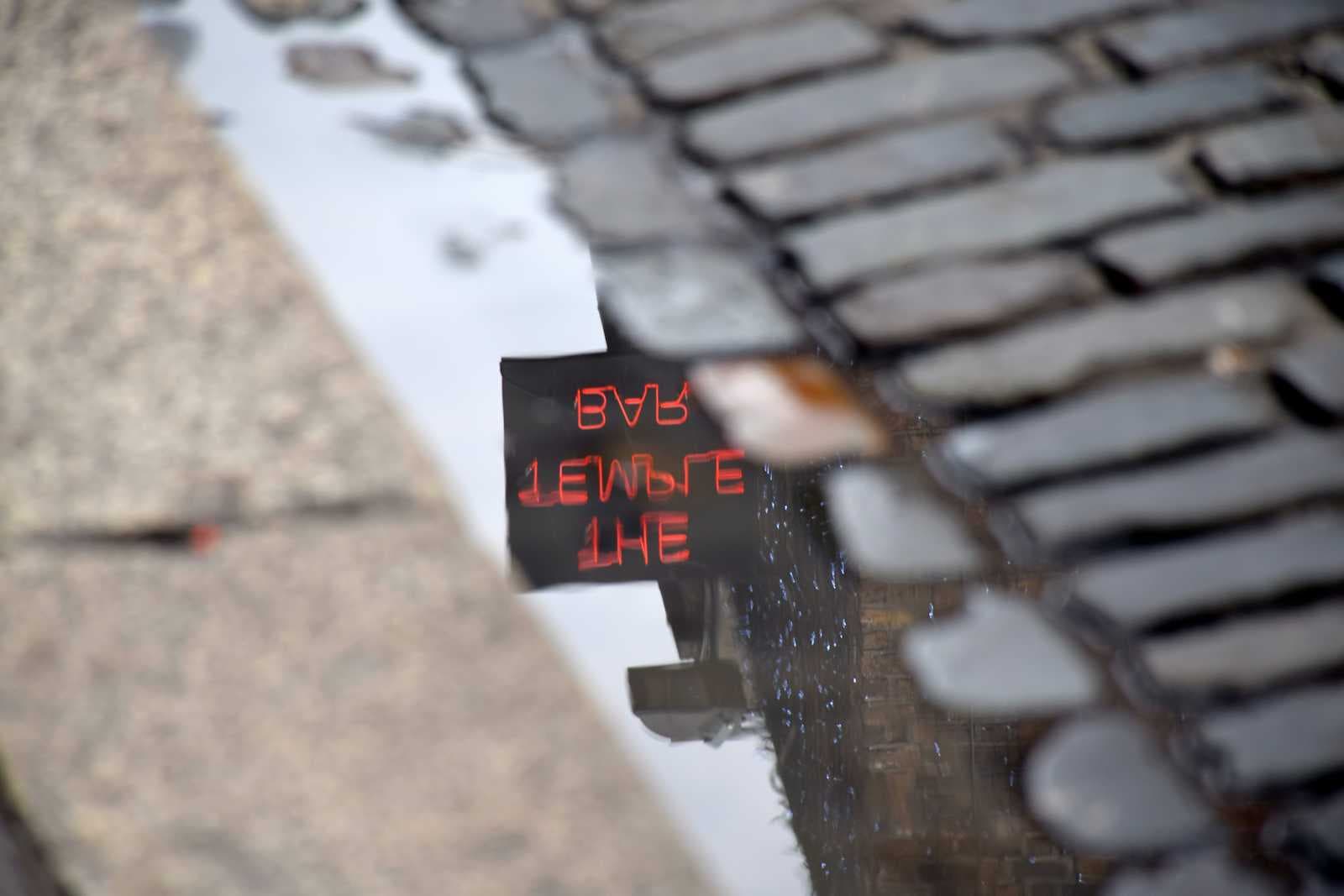 Efficiently Reverse Arrays In-Place in Go Language